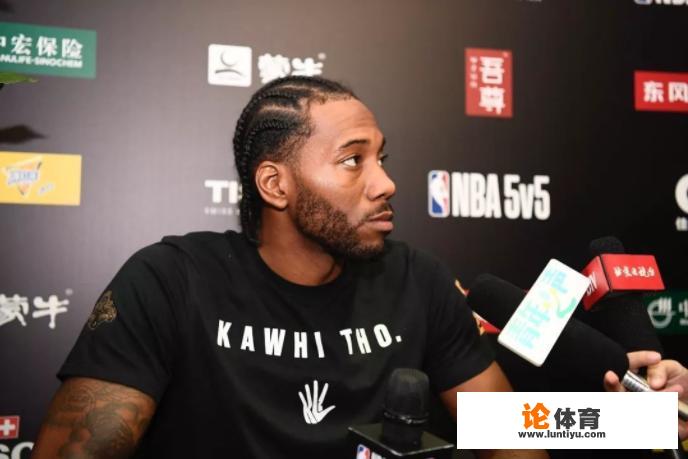 伦纳德手掌到底有多大,他的手掌大小在NBA能排第一吗