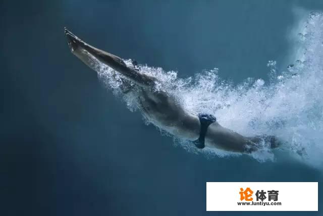 运动员一天消耗多少卡 运动员一天消耗多少卡