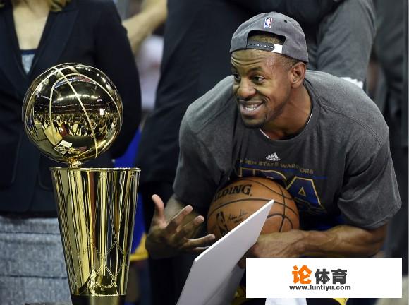 如果根据球员实力和荣誉,重排NBA2004年选秀,前5顺位应该是谁 如果根据球员实力和荣誉,重排NBA2004年选秀,前5顺位应该是谁