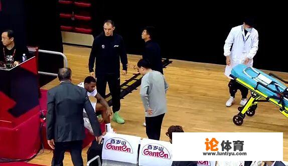 CBA第二十七轮！复出的亚当斯，能否率领青岛再次击败首钢