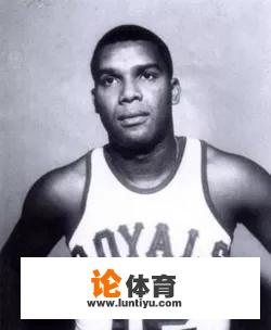 NBA赛场火药味十足，有哪些暴力群殴事件