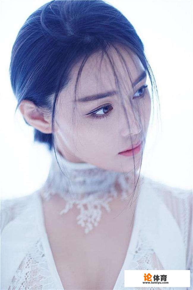 娱乐圈哪些明星的体型堪称“魔鬼身材”