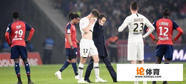 被红牌罚下，第几场能上场啊