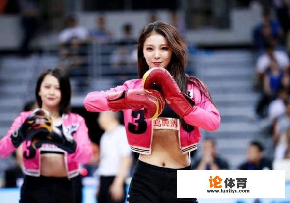 球迷爆出广东拉拉队队长与范子铭恋情，你怎么看这一情况