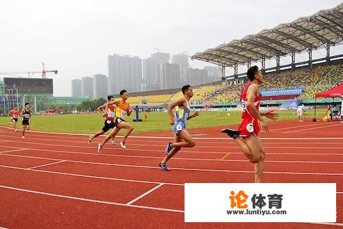 大学生运动会，都有哪些高质量通讯稿？