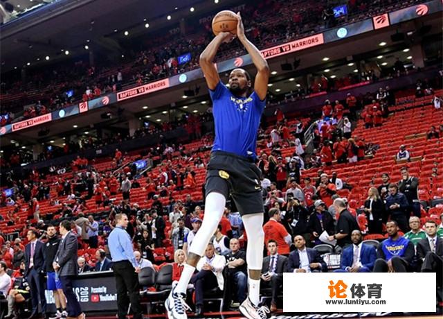 KD杜兰特又一次受伤这锅谁来背? KD杜兰特又一次受伤这锅谁来背?