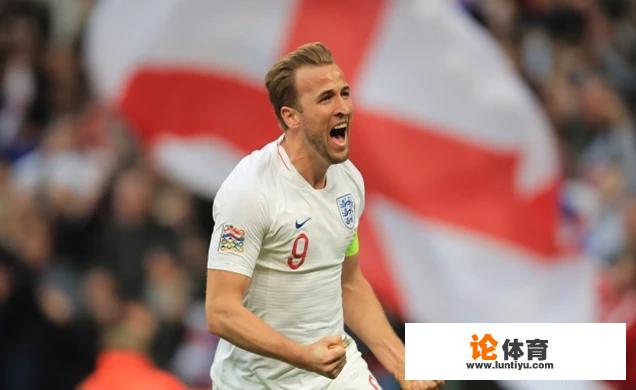 足球队员的基本规则是什么？急？