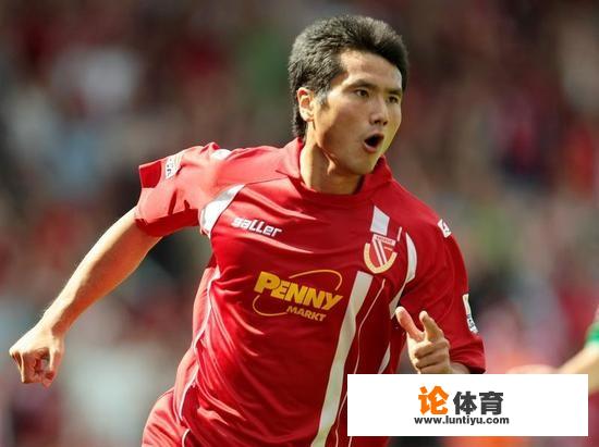 武磊攻入西甲首球,上一次打入五大联赛进球的国人,近况如何? 武磊攻入西甲首球,上一次打入五大联赛进球的国人,近况如何?