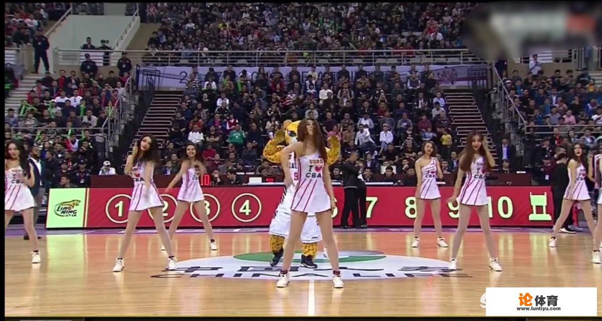 赵继伟晃倒对位球员助攻钟诚杀死比赛点燃主场,你怎么看? 赵继伟晃倒对位球员助攻钟诚杀死比赛点燃主场,你怎么看?