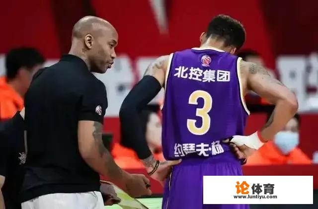 赵岩昊,小詹姆斯李根,CBA球星都有哪些霸气的外号? 赵岩昊,小詹姆斯李根,CBA球星都有哪些霸气的外号?