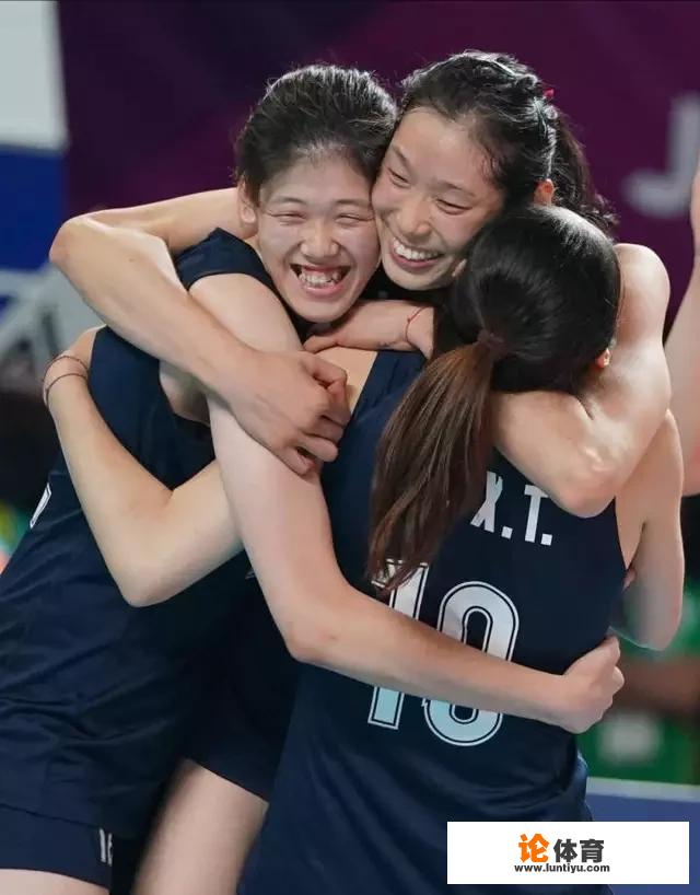 排球扣球的瞬间冲击力能达到多大? 排球扣球的瞬间冲击力能达到多大?