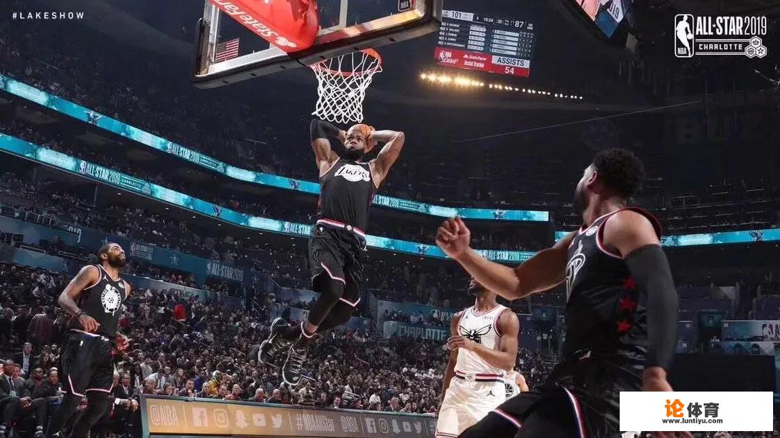 美媒晒9年前和全明星的“詹韦连线”对比图,韦德回头望詹姆斯引球迷泪目,你怎么看? 美媒晒9年前和全明星的“詹韦连线”对比图,韦德回头望詹姆斯引球迷泪目,你怎么看?