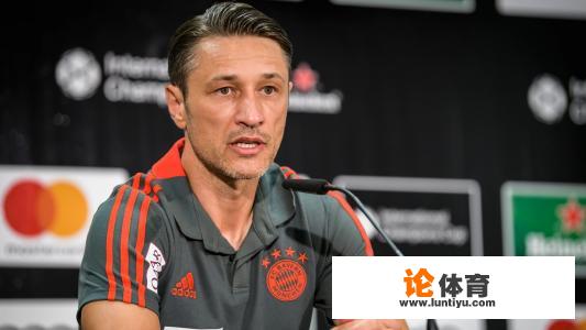 德甲联赛已过10轮,各大球队战绩诡异,但至今仍没有一个主帅下课。对此你怎么看? 德甲联赛已过10轮,各大球队战绩诡异,但至今仍没有一个主帅下课。对此你怎么看?