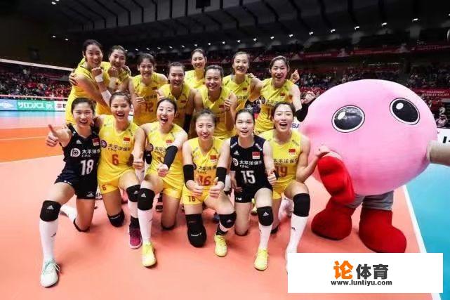 很多中国女生觉得染黄发漂亮，但中国女排的球员却一直保持黑发造型，你怎么看？