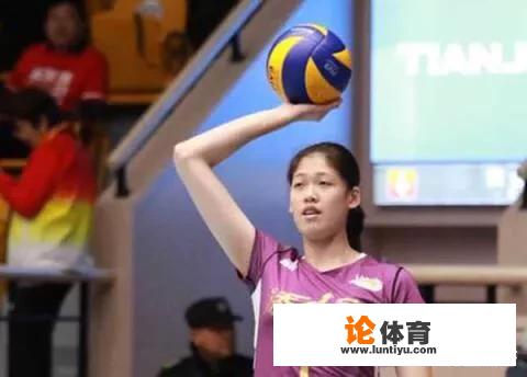 乒乓球往后抛犯规吗? 乒乓球往后抛犯规吗?