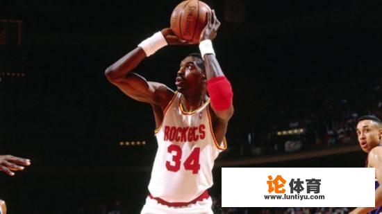 NBA历史上单场被盖帽的记录是多少? NBA历史上单场被盖帽的记录是多少?