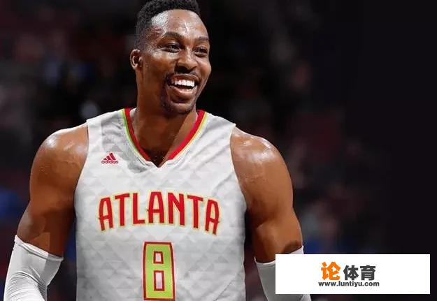 nba2kol奥尼尔98版和霍华德10版哪个厉害？