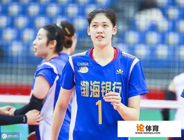 明日排超联赛天津对河南,江苏对辽宁,这两场比赛你看哪个?为什么? 明日排超联赛天津对河南,江苏对辽宁,这两场比赛你看哪个?为什么?