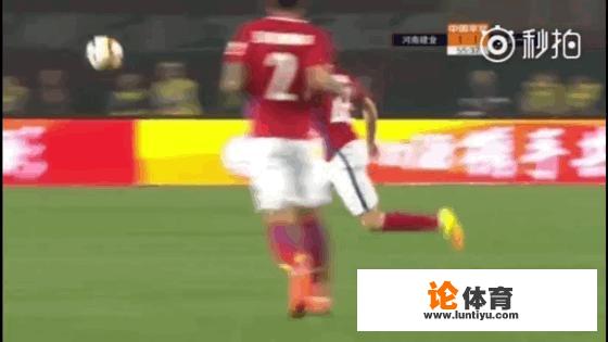 郑智和秦升的危险动作对比,哪个人的动作伤害大! 该怎么处罚? 郑智和秦升的危险动作对比,哪个人的动作伤害大! 该怎么处罚?