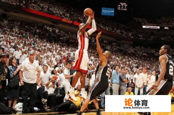 2001年NBA总决赛5场比赛的比分以及艾弗森的数据？