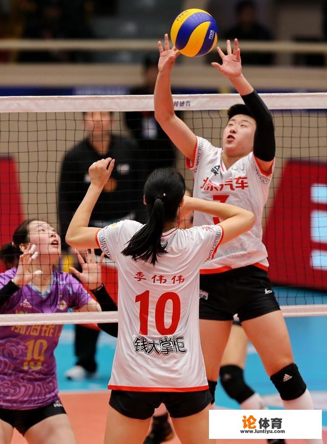 天津女排3-0横扫北京女排，李盈莹获得24分，如何评价这场比赛？