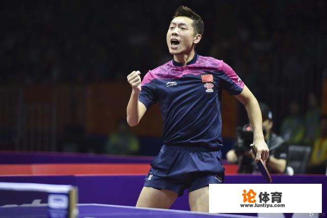 乒乓球主裁判位置? 乒乓球主裁判位置?