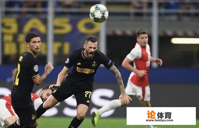 国米能淘汰巴萨吗? 国米能淘汰巴萨吗?