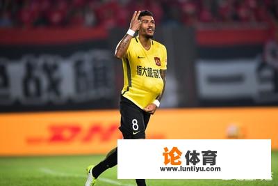 保利尼奥做客直播吧称想在中超退役!若恒大愿意出售保利尼奥,会有多少中超队愿意买? 保利尼奥做客直播吧称想在中超退役!若恒大愿意出售保利尼奥,会有多少中超队愿意买?