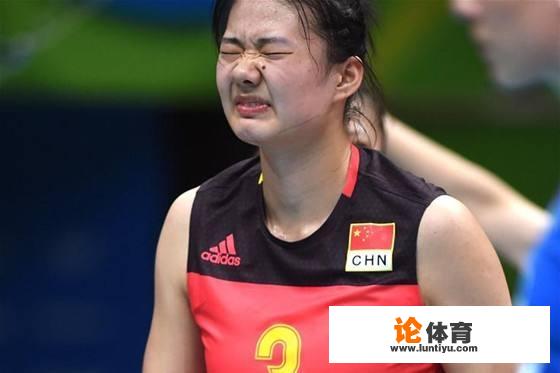 女排曾春蕾端午假期后归队,在接应位置的三选二中,杨方旭出局了吗? 女排曾春蕾端午假期后归队,在接应位置的三选二中,杨方旭出局了吗?