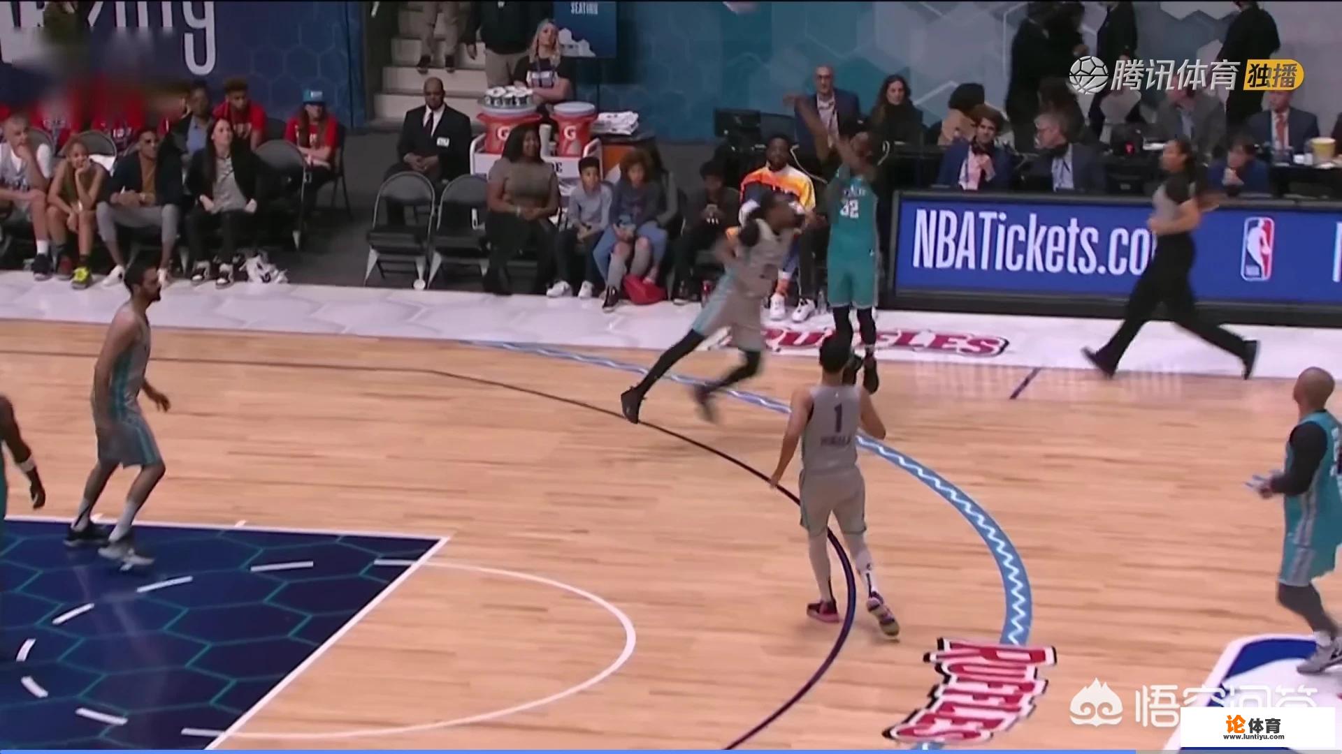 NBA历史第一记4+1诞生,韦德一脸淡定,你怎么看? NBA历史第一记4+1诞生,韦德一脸淡定,你怎么看?