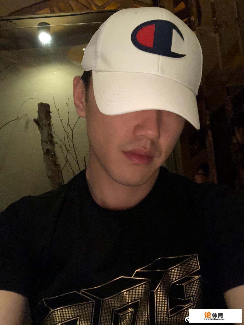 绝地求生连衣帽怎么摘帽子? 绝地求生连衣帽怎么摘帽子?