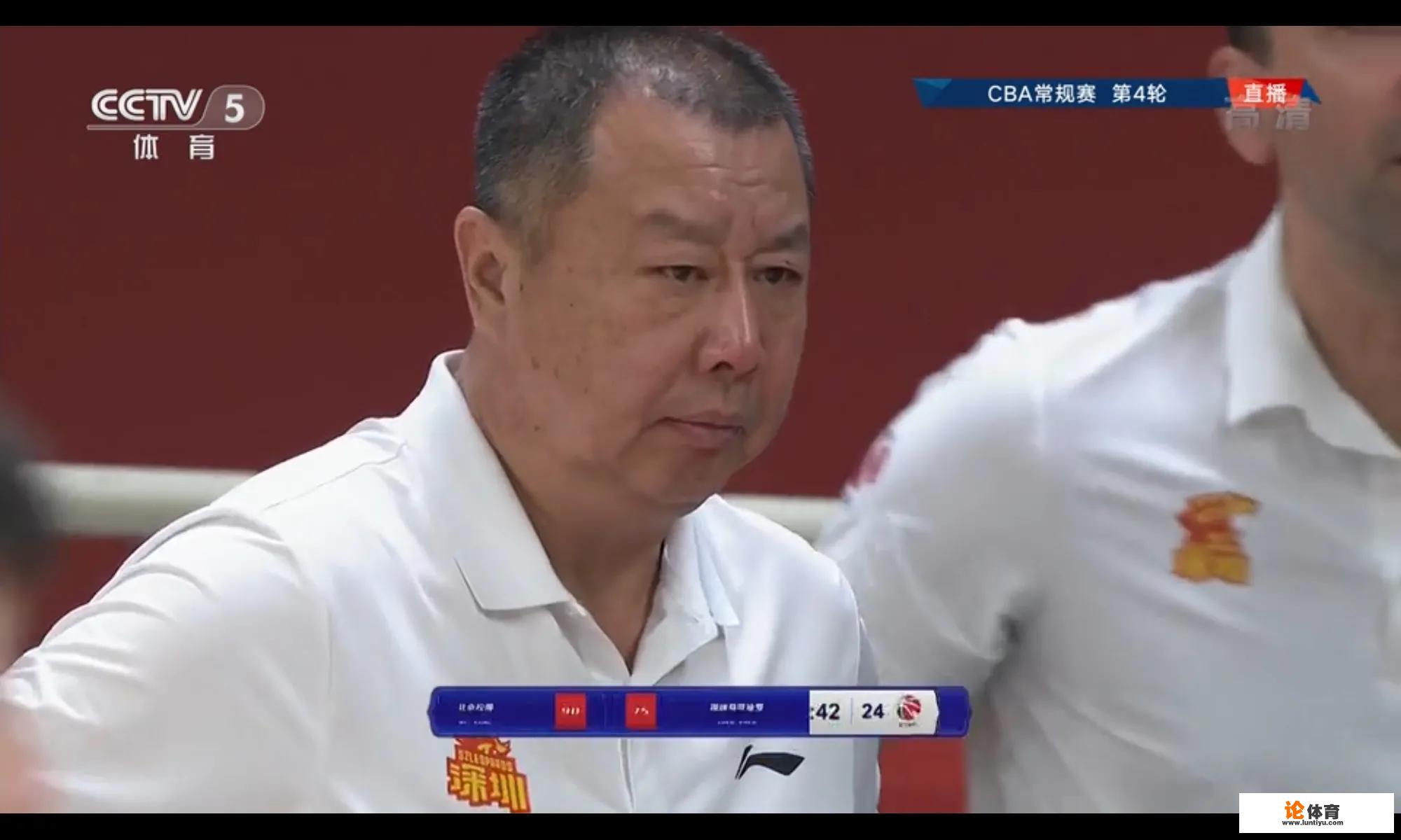 杨鸣输球笑得和广告一样,吴庆龙拂袖而去,CBA会处罚谁呢? 杨鸣输球笑得和广告一样,吴庆龙拂袖而去,CBA会处罚谁呢?