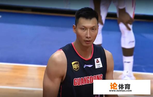 CBA总决赛第三场,广东曾繁日停赛,万圣伟骨折,比斯利未随队去新疆,你怎么看? CBA总决赛第三场,广东曾繁日停赛,万圣伟骨折,比斯利未随队去新疆,你怎么看?