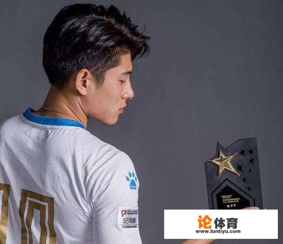 中超中甲MVP同时留洋,他们均为徐根宝子弟,青训是国足唯一希望,你怎么看? 中超中甲MVP同时留洋,他们均为徐根宝子弟,青训是国足唯一希望,你怎么看?