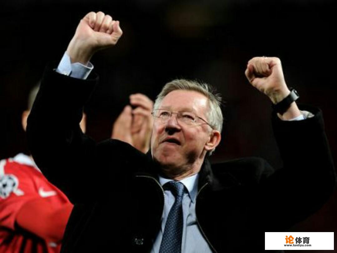 率领曼联获得三冠王头衔,并被白金汉宫授予爵士爵位的英超曼联主教练是谁? 率领曼联获得三冠王头衔,并被白金汉宫授予爵士爵位的英超曼联主教练是谁?