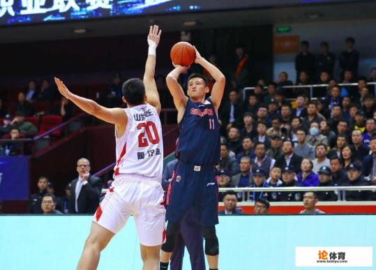 CBA第五轮,广东宏远队五人得分上双,阿联19+15,客场大胜山东队,你怎么看? CBA第五轮,广东宏远队五人得分上双,阿联19+15,客场大胜山东队,你怎么看?