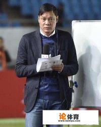 8月12日申花预备队VS上港预备队,范志毅掌掴裁判,被申花暂停教练工作,你怎么看? 8月12日申花预备队VS上港预备队,范志毅掌掴裁判,被申花暂停教练工作,你怎么看?