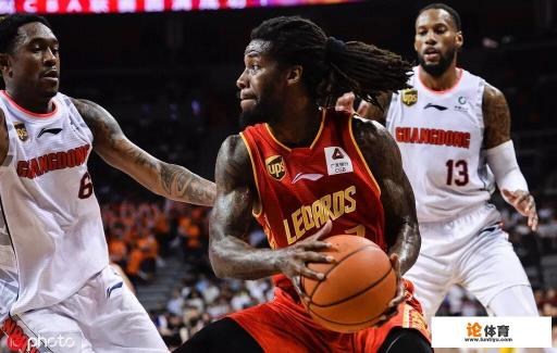 CBA半决赛广东男篮2-0领先,知名解说将现在的广东比作92年的公牛,你怎么看? CBA半决赛广东男篮2-0领先,知名解说将现在的广东比作92年的公牛,你怎么看?