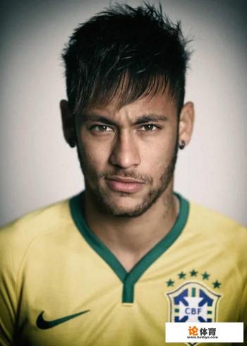 内马尔在巴黎多久了？