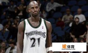 国王当年拥有克里斯韦伯巅峰时期的阵容以及那几年的历程? 国王当年拥有克里斯韦伯巅峰时期的阵容以及那几年的历程?