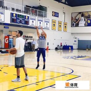 NBA球队都是在什么时候组织队内训练？