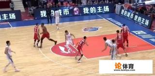 CBA第11轮四川91:98青岛，四川队的黄荣奇为何在比赛还未结束时就提前离场？