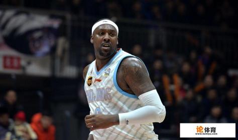 布拉切在休赛期积极训练,你觉得布拉切下赛季会留在新疆队吗? 布拉切在休赛期积极训练,你觉得布拉切下赛季会留在新疆队吗?