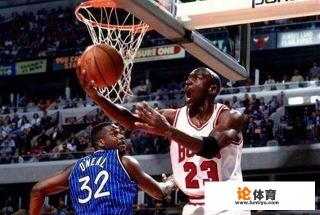 乔丹得了10个得分王，是不是代表他“打球独”，不传球？