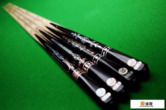 本人17岁，打台球两年了，想换一个球杆，麻烦问问各位球友哪个牌子的哪款比较好？