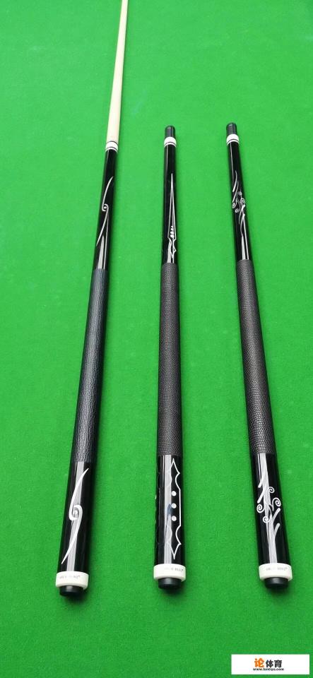 本人17岁，打台球两年了，想换一个球杆，麻烦问问各位球友哪个牌子的哪款比较好？