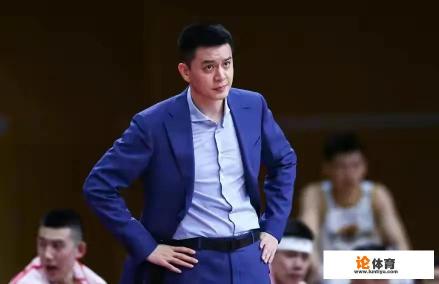 辽篮赢北控，朱荣振为什么仅仅上场1分钟后就被杨鸣换下场了？