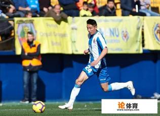 董路:西甲节奏非中超可比,武磊保持耐心很重要,球迷也不要过度追捧,你怎么看? 董路:西甲节奏非中超可比,武磊保持耐心很重要,球迷也不要过度追捧,你怎么看?