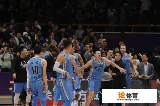 CBA联赛连续三天出现最后时刻绝杀,准绝杀的精彩进球,你怎么看待这种情况? CBA联赛连续三天出现最后时刻绝杀,准绝杀的精彩进球,你怎么看待这种情况?