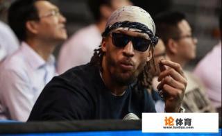 8月9日,杰夫-古德曼曝比斯利寻求1年500万的CBA球队报价,你怎么看? 8月9日,杰夫-古德曼曝比斯利寻求1年500万的CBA球队报价,你怎么看?